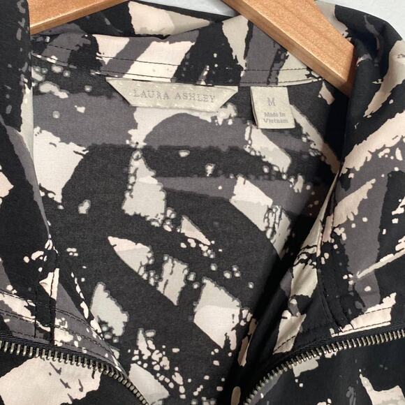 Laura Ashley Windbreaker Jacket LAST CALL - Picture 3 of 6
